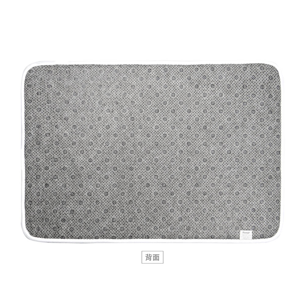 proimages/product-B01/B2023/B23-62-酷洛米地墊-3款/B23-62-酷洛米抱玩偶地墊-04.jpg